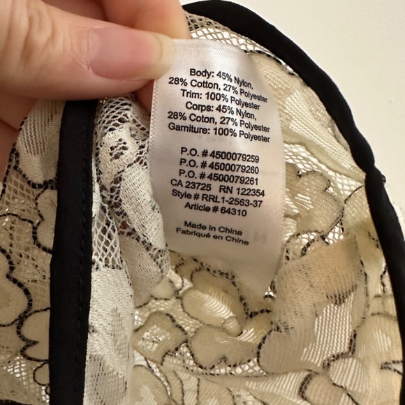 Aritzia Babaton Hopkins Blouse Size XS Sheer Floral Lace Birch Black - Picture 7 of 7